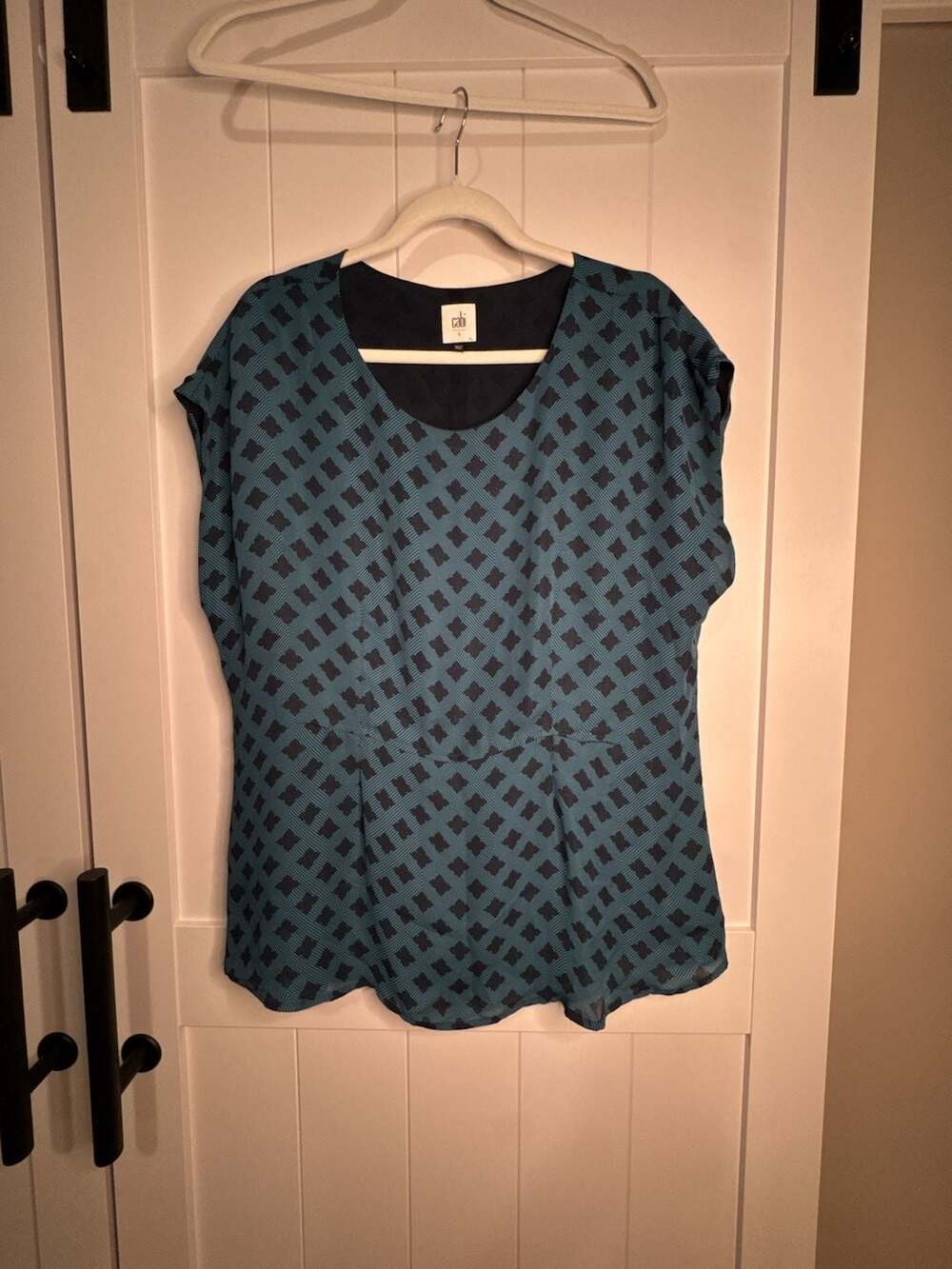 CAbi Foulard Peplum Blouse 3274 - L